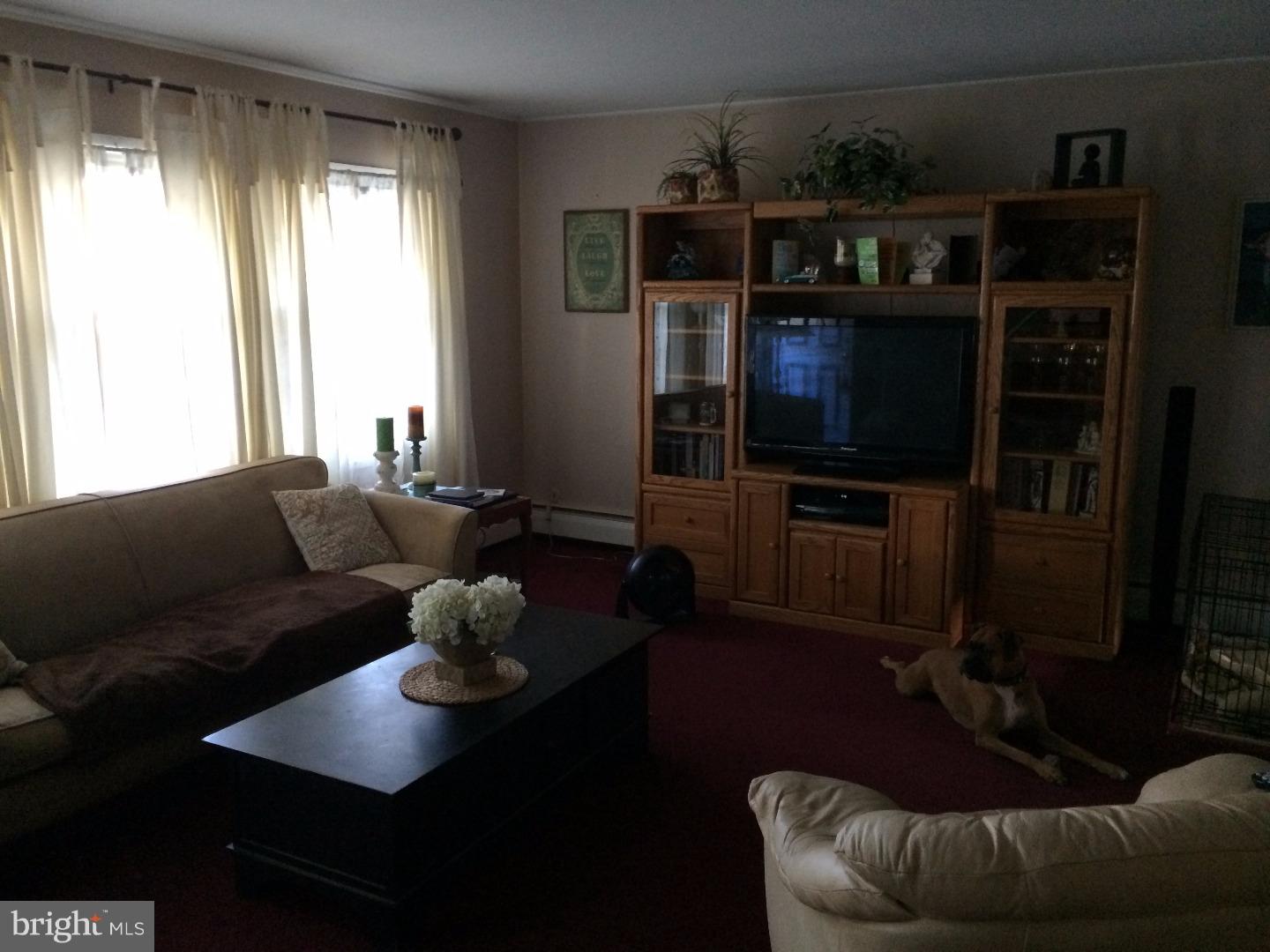 9 Canna Road Levittown, PA 19057 - Photo 11 of 12 Gallery Image 11