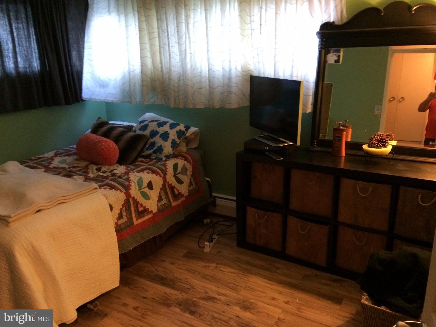 9 Canna Road Levittown, PA 19057 - Photo 12 of 12 Gallery Image 12