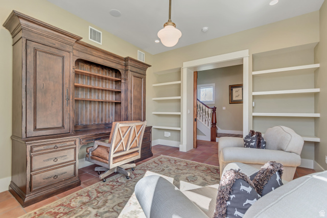2579 Splendor Valley Road Kamas, UT 84036 - Photo 74 of 87 Office space with built in features and built in study area