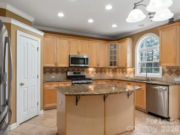 $3,050 | 11415 Fountaingrove Drive, Charlotte, NC 28262