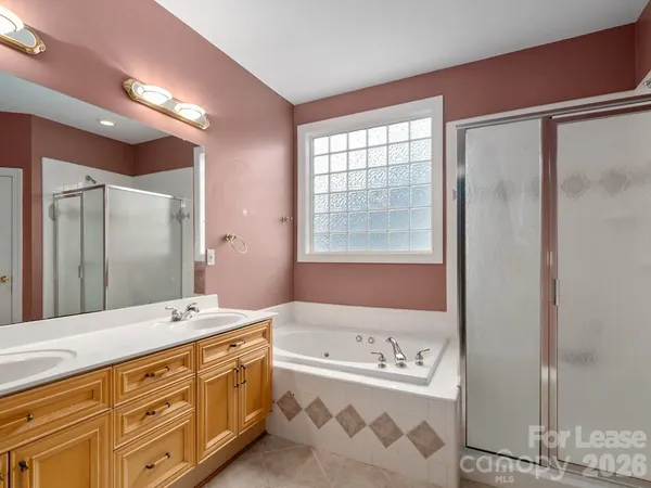 $3,050 | 11415 Fountaingrove Drive, Charlotte, NC 28262