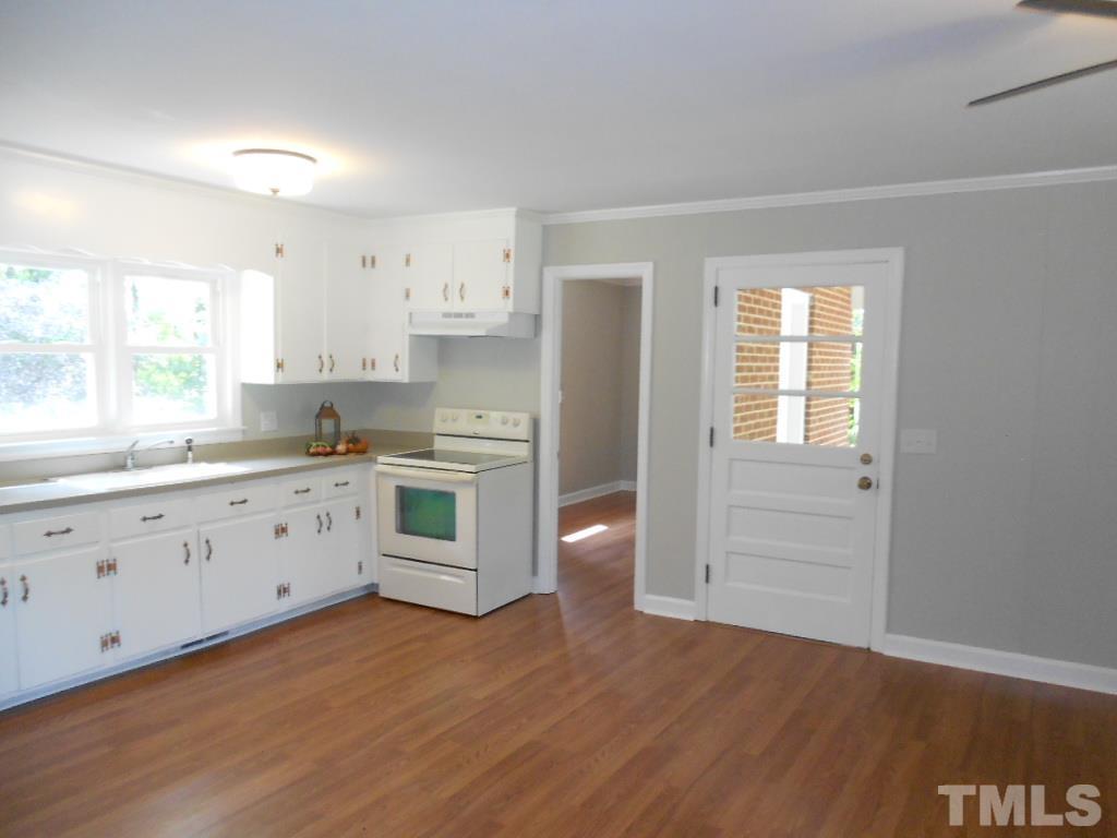 363 Dee Farrell Road Pittsboro, NC 27312 - Photo 6 of 23 Gallery Image 6