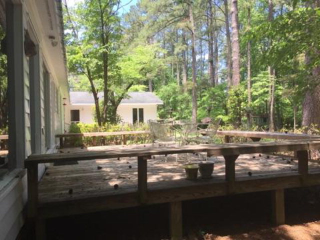6597 River Road Washington, NC 27889 - Photo 4 of 20 Deck