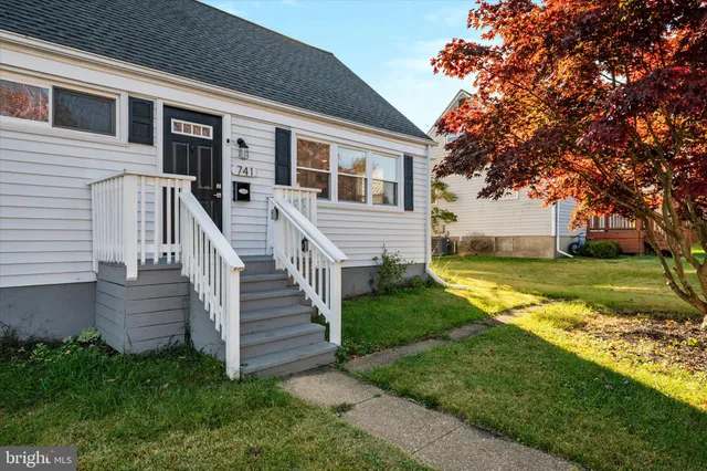 $2,650 | 741 Silver Creek Road, Pikesville, MD 21208