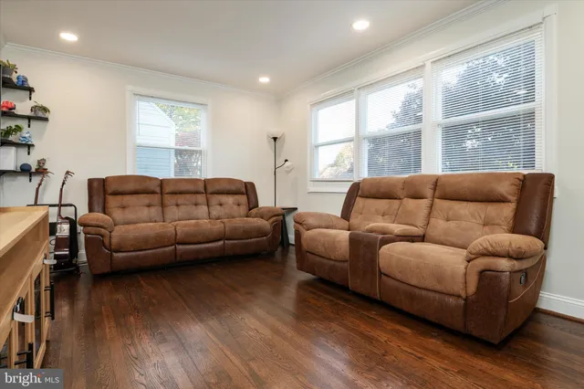 $2,650 | 741 Silver Creek Road, Pikesville, MD 21208