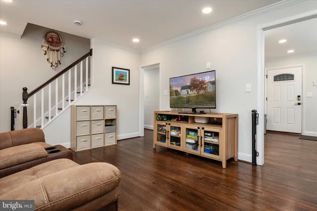 $2,650 | 741 Silver Creek Road, Pikesville, MD 21208