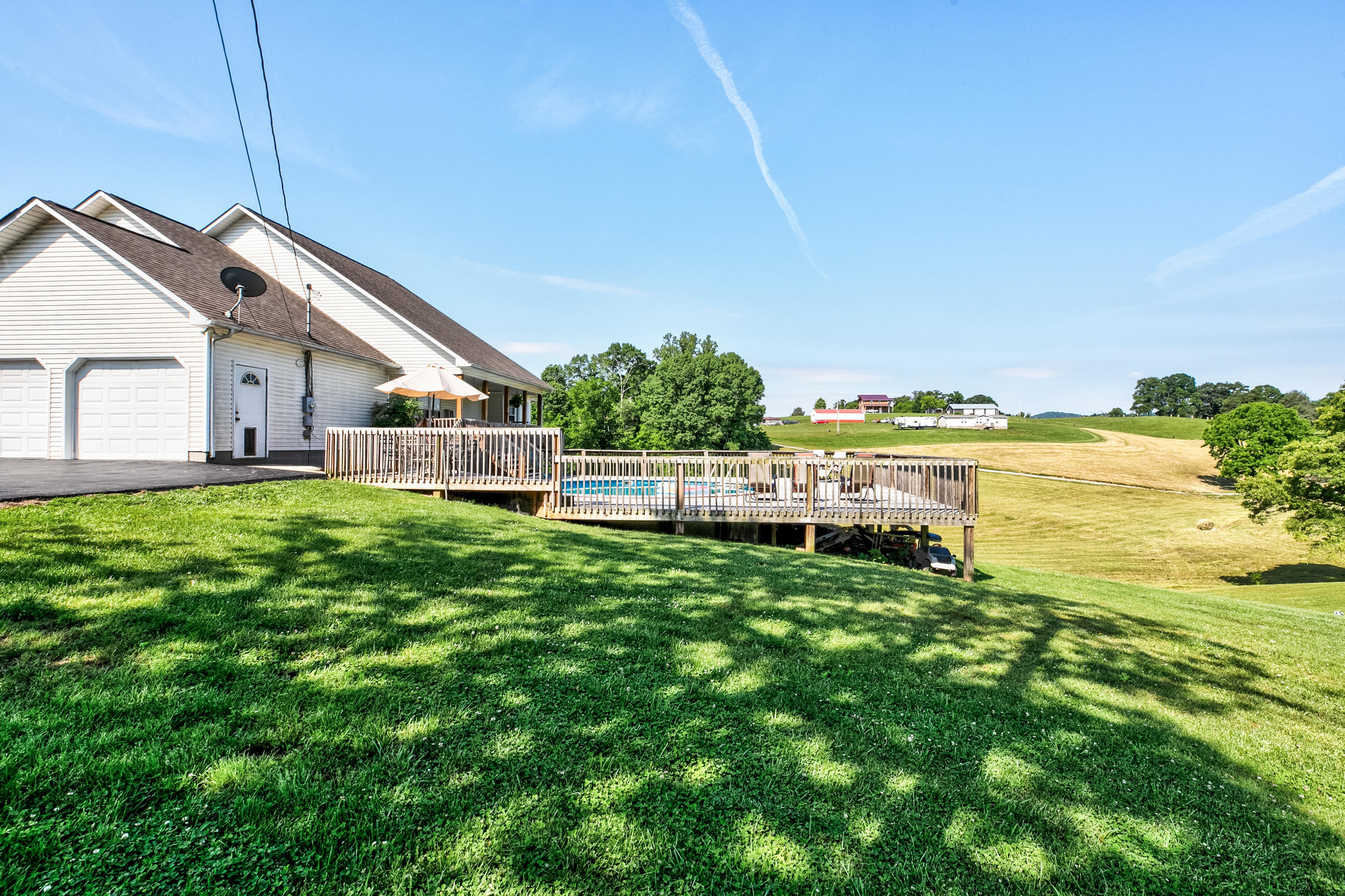 471 Camp Ridge Road La Follette, TN 37766 - Photo 32 of 40 471 Camp Ridge Rd-40