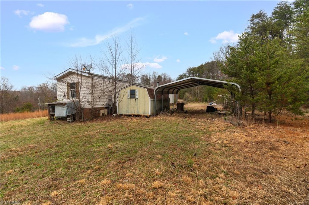216 Star View Drive King, NC 27021 - Photo 27 of 38 216 Star View Dr, King, NC