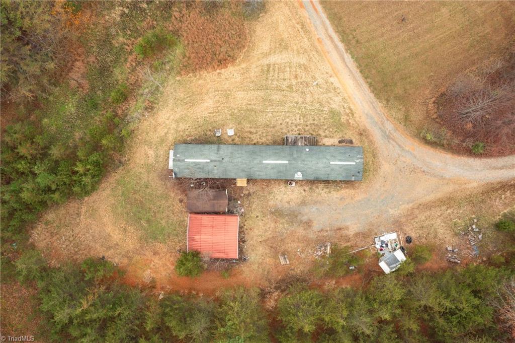 216 Star View Drive King, NC 27021 - Photo 32 of 38 216 Star View Dr, King, NC