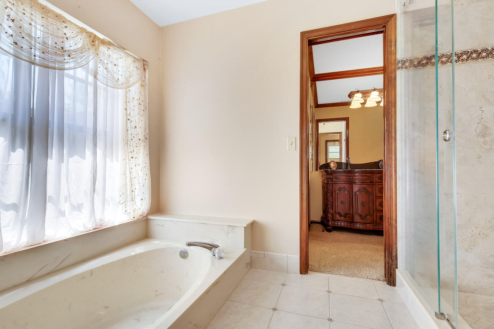 22648 Lemon Tree Lane Boca Raton, FL 33428 - Photo 18 of 34 Master Tub.Shower