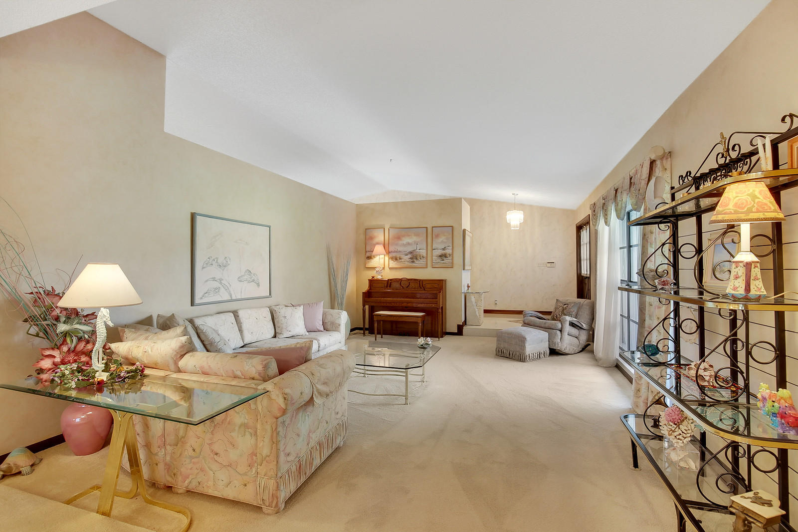 22648 Lemon Tree Lane Boca Raton, FL 33428 - Photo 5 of 34 Living Room