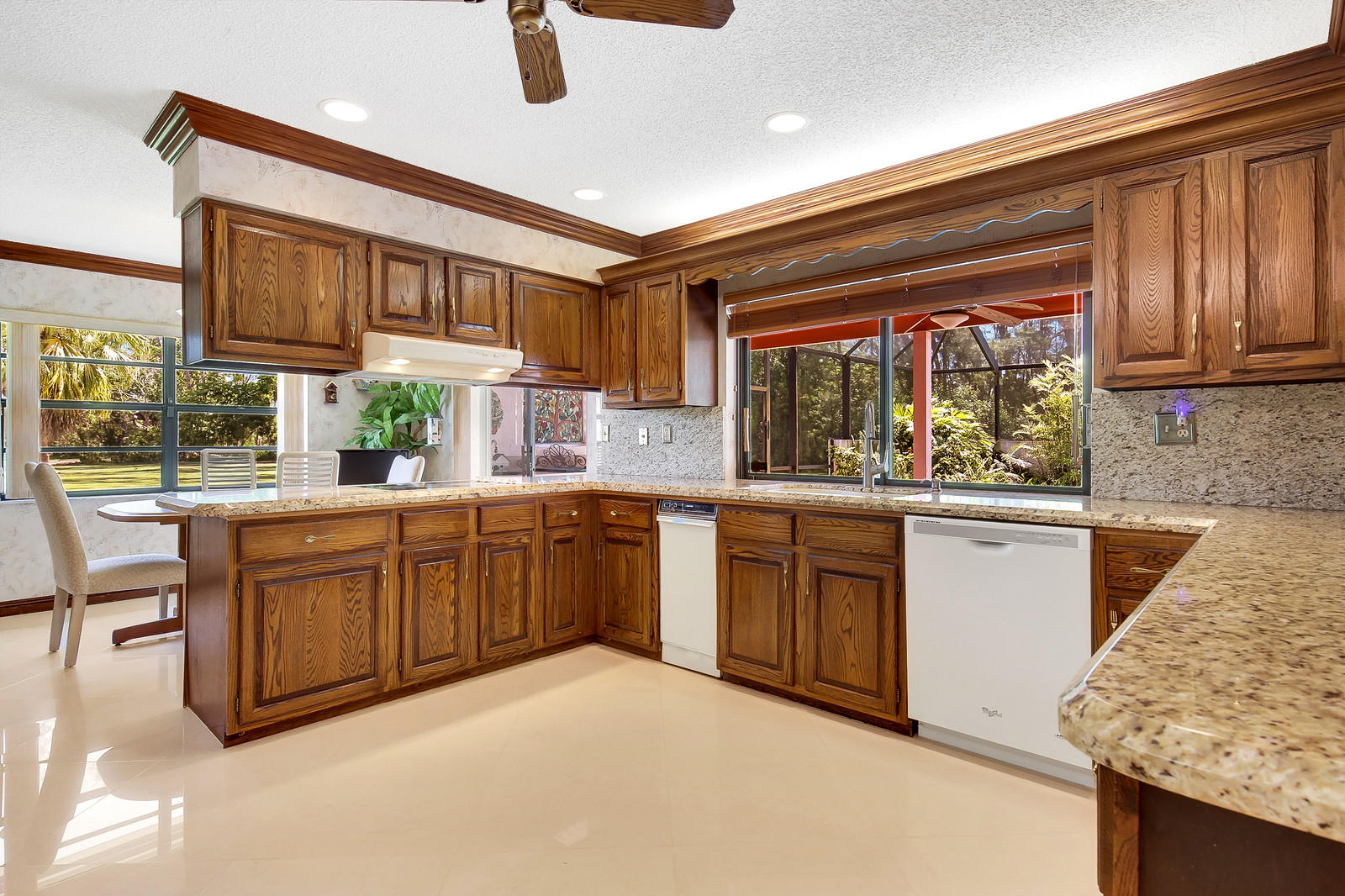 22648 Lemon Tree Lane Boca Raton, FL 33428 - Photo 8 of 34 Kitchen