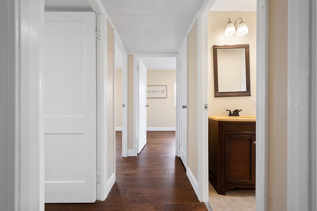 19 Shepherd Road Westborough, MA 01581 - Photo 7 of 27 Gallery Image 7