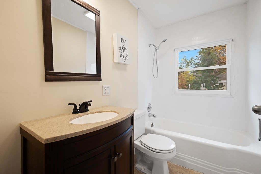 19 Shepherd Road Westborough, MA 01581 - Photo 8 of 27 Gallery Image 8