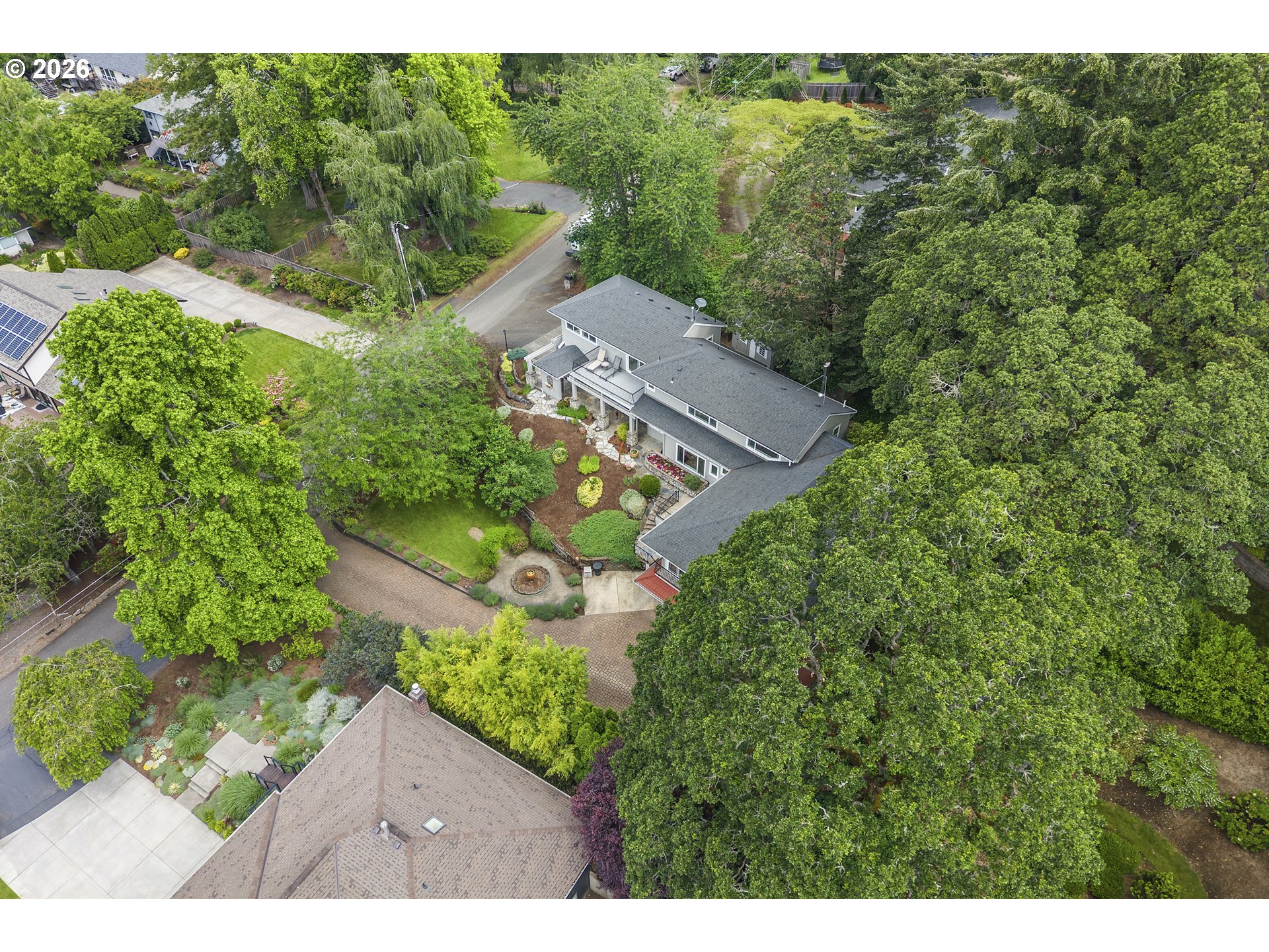 12436 Southwest 58th Avenue Portland, OR 97219 - Photo 31 of 38