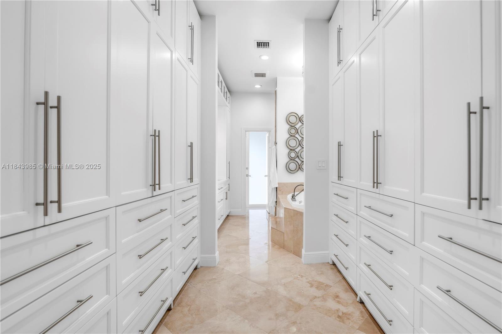 20211 Southwest 50th Place Southwest Ranches, FL 33332 - Photo 24 of 71 Gallery Image 24