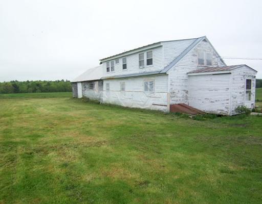 284 Lane Road New Sharon, ME 04955 - Photo 7 of 25 Exterior Back.