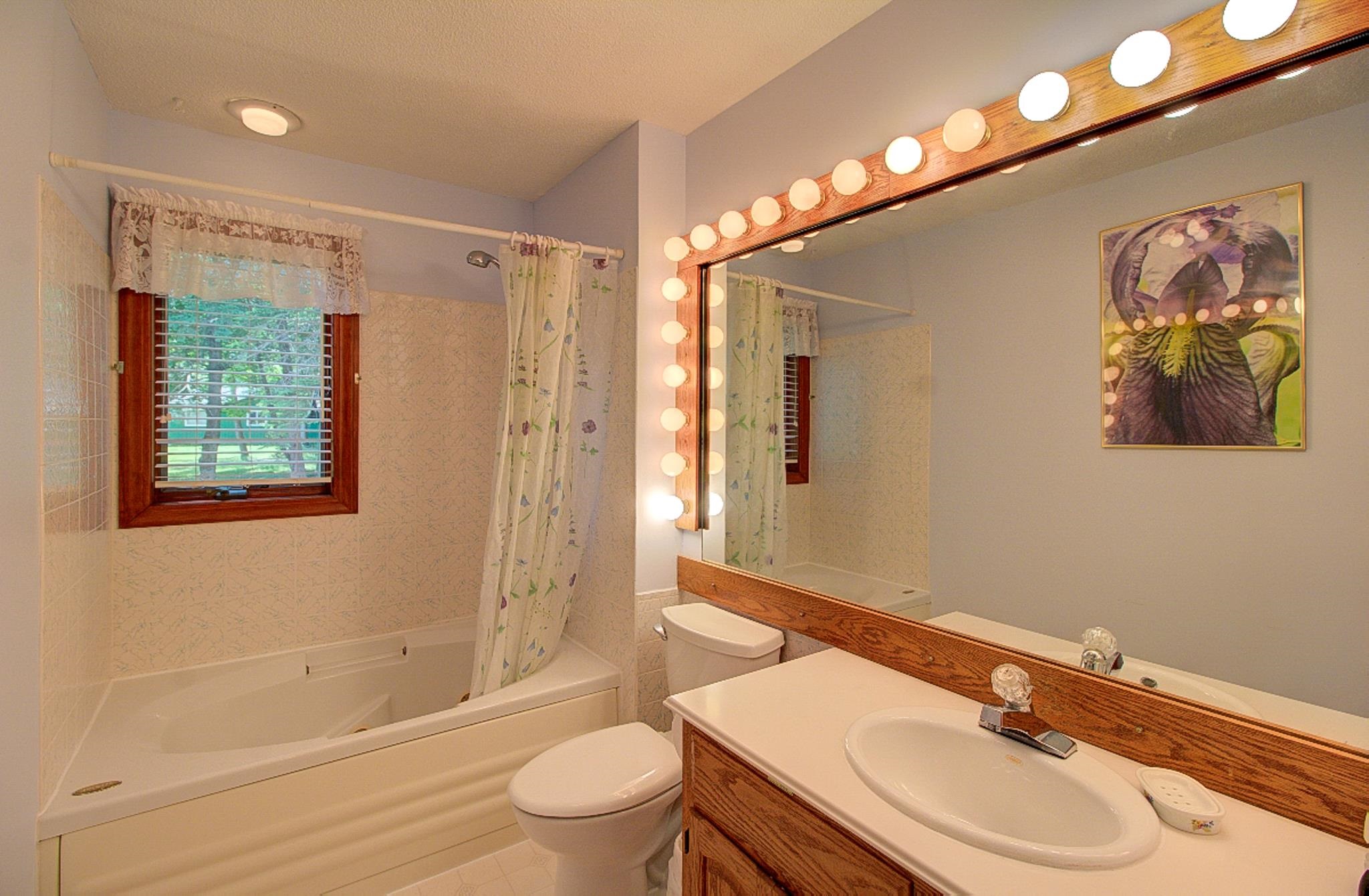 163 West Shore Road Grand Isle, VT 05458 - Photo 28 of 40 Gallery Image 28