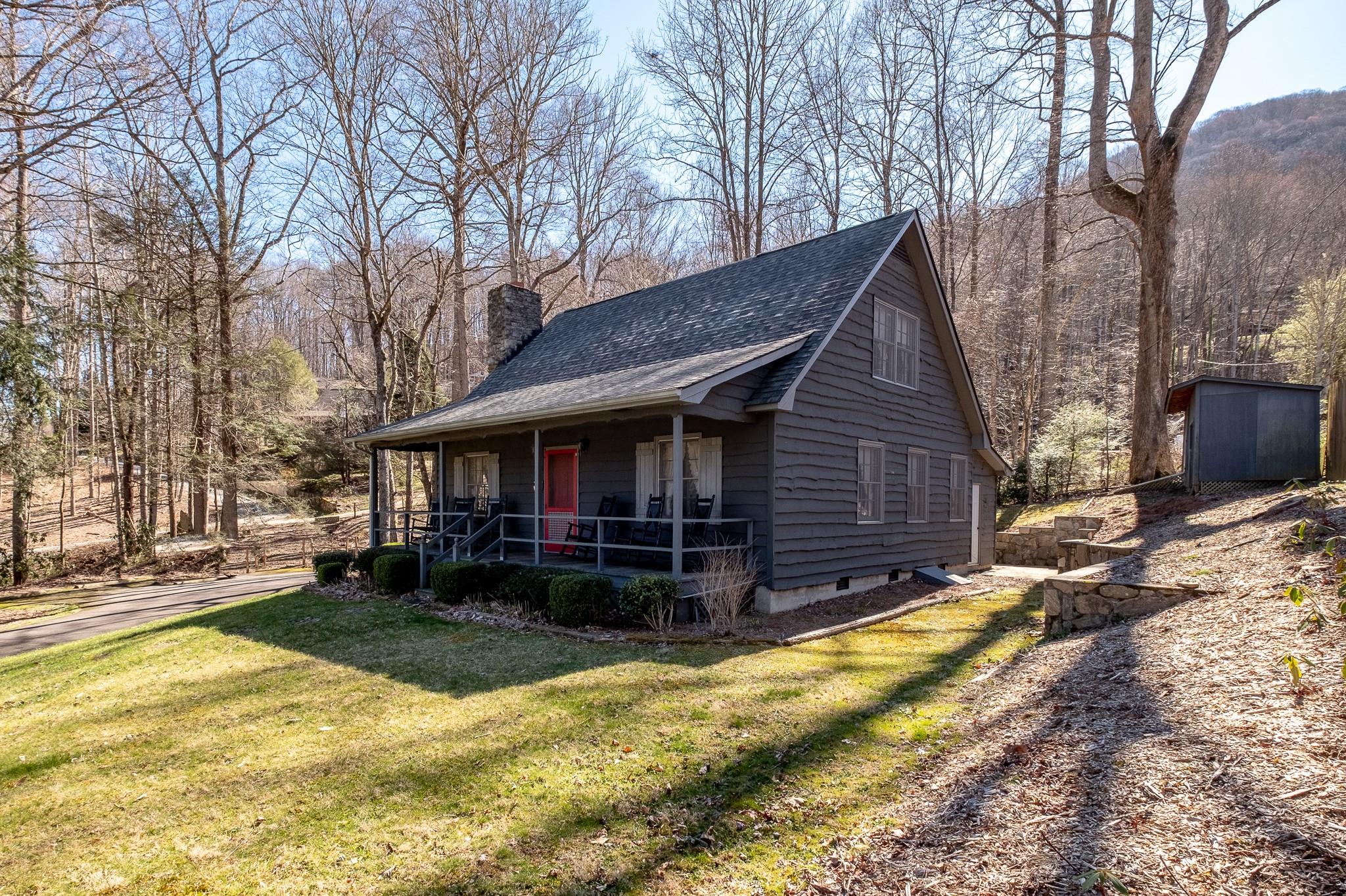 124 Balsam Shadows Road Maggie Valley, NC 28751 - Photo 3 of 25 Gallery Image 3
