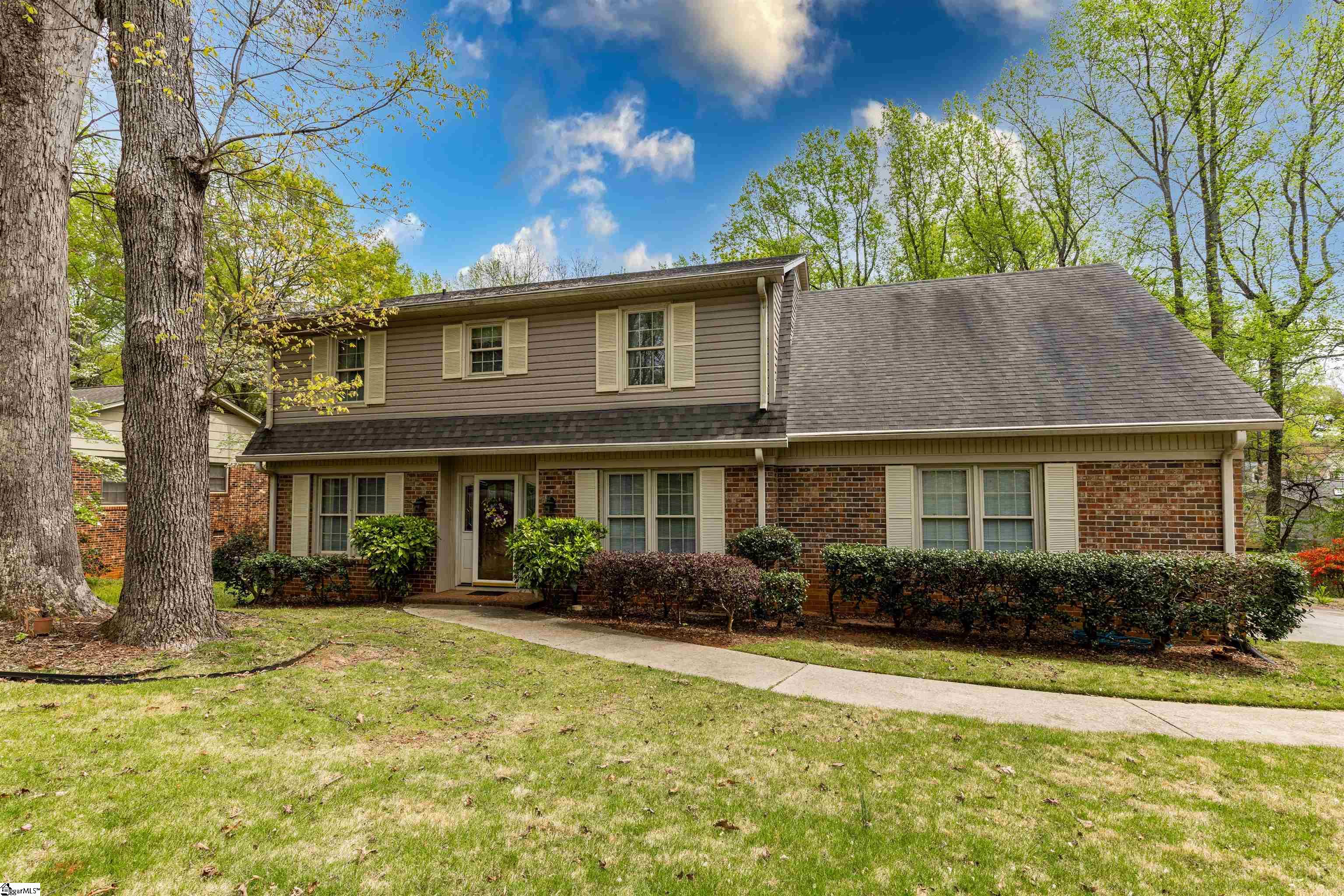 415 Foxcroft Road Greenville, SC 29615 - Photo 1 of 31 Gallery Image 1