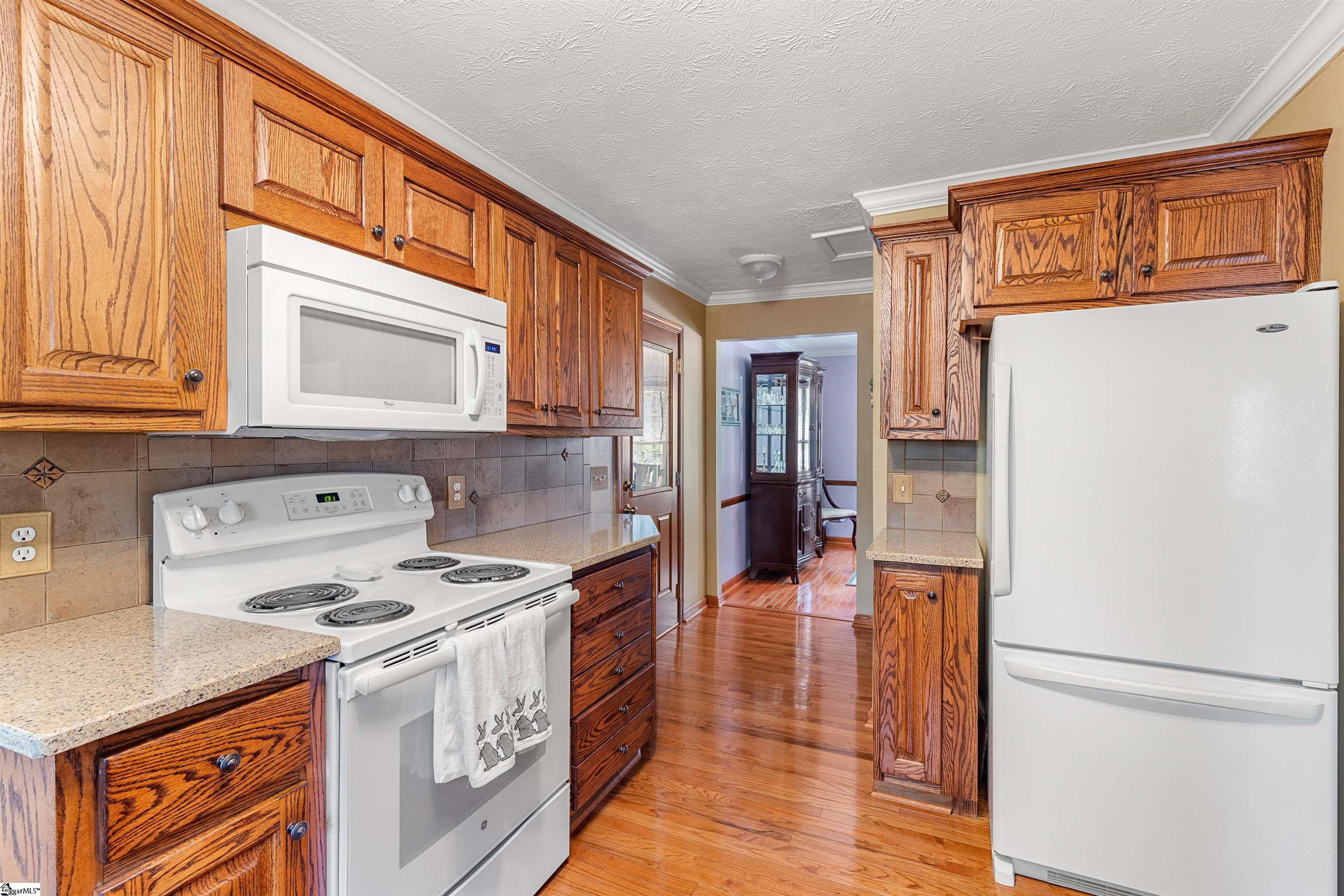 415 Foxcroft Road Greenville, SC 29615 - Photo 12 of 31 Gallery Image 12