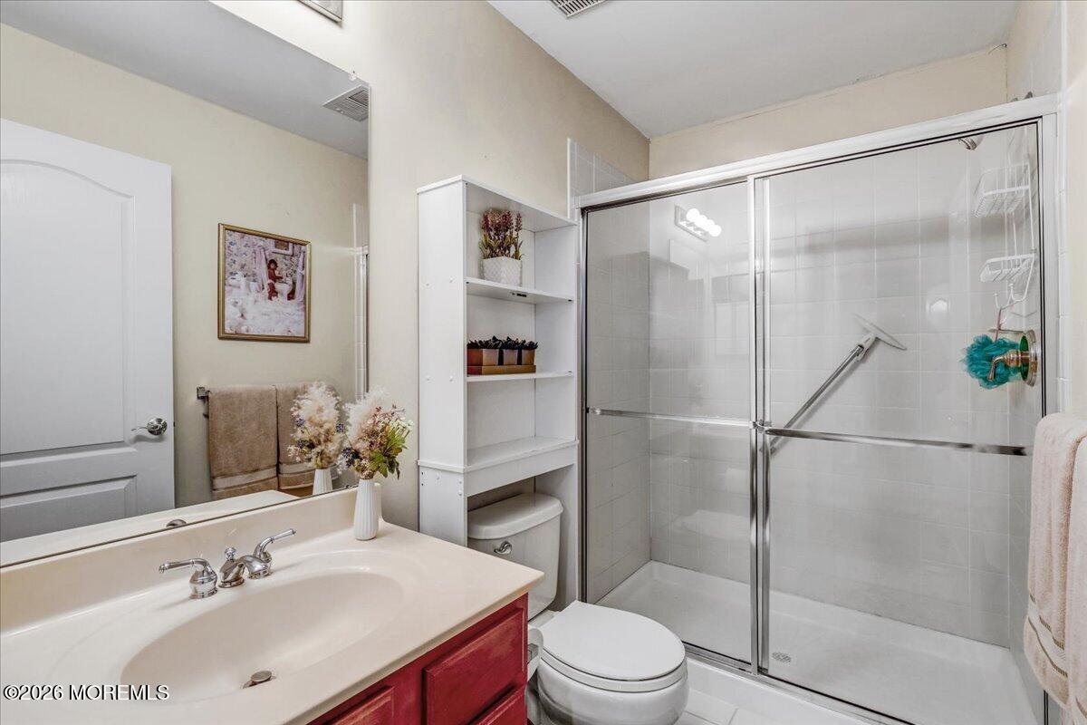 15 Crawford Road Manalapan, NJ 07726 - Photo 29 of 45 30-Bathroom