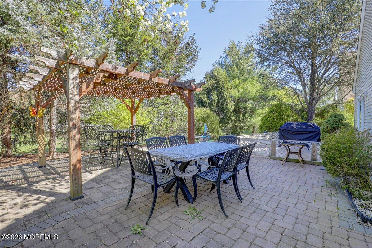 15 Crawford Road Manalapan, NJ 07726 - Photo 34 of 45 35-Patio