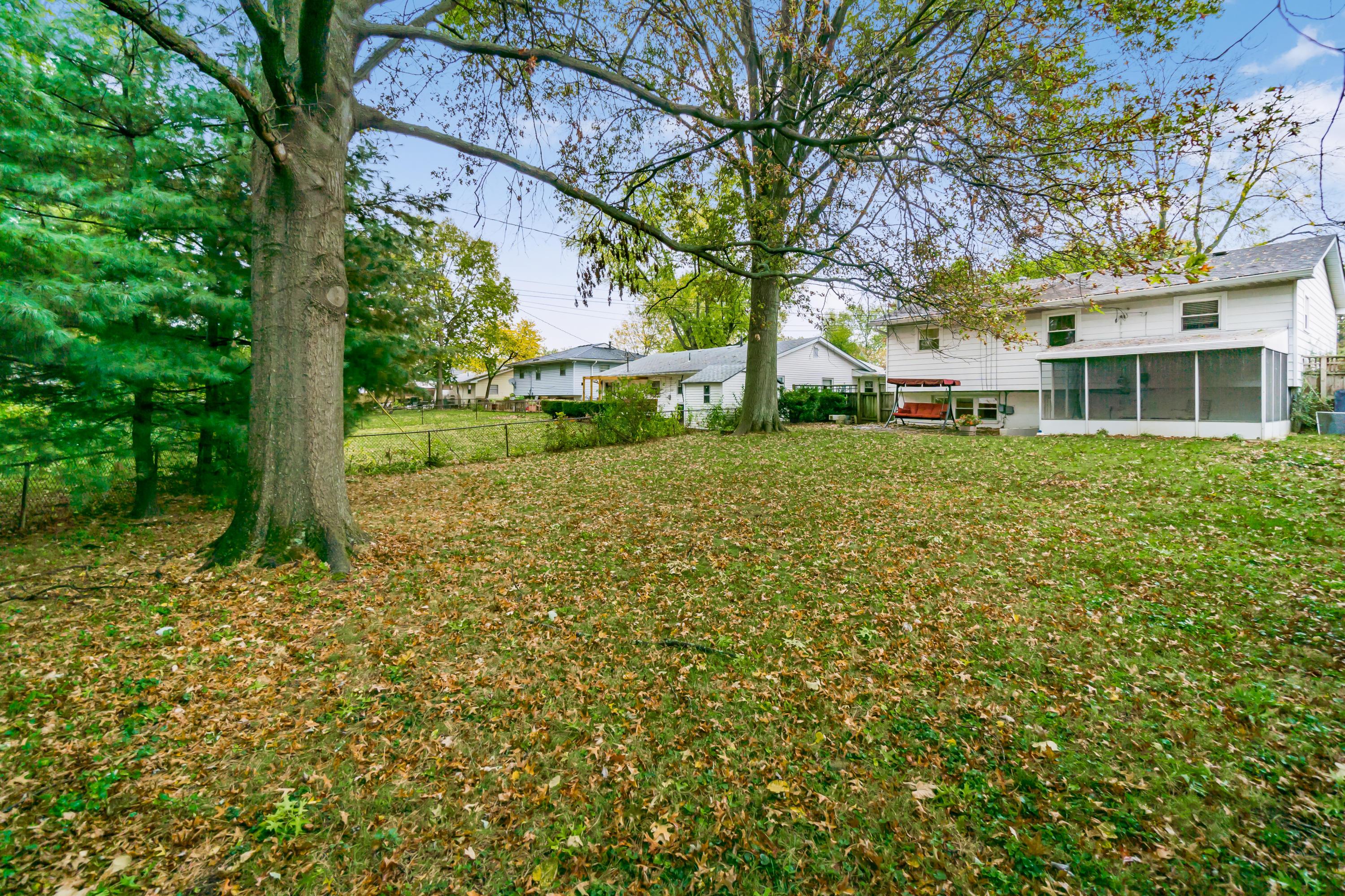 6467 Faircrest Road Columbus, OH 43229 - Photo 24 of 27 Gallery Image 24