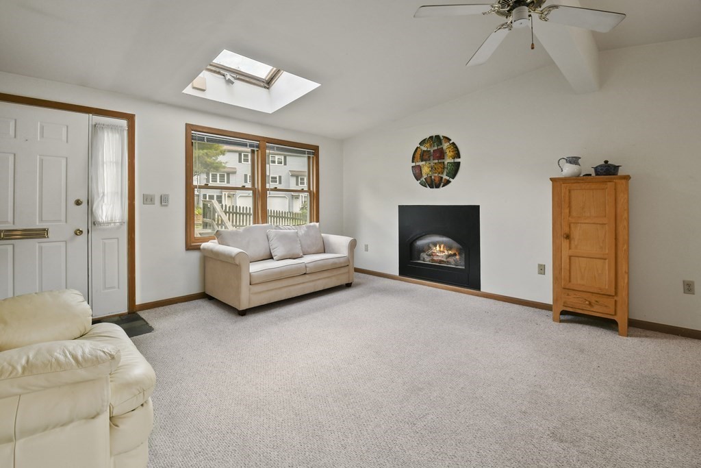 26 Gates Road Worcester, MA 01603 - Photo 3 of 35 Gallery Image 3