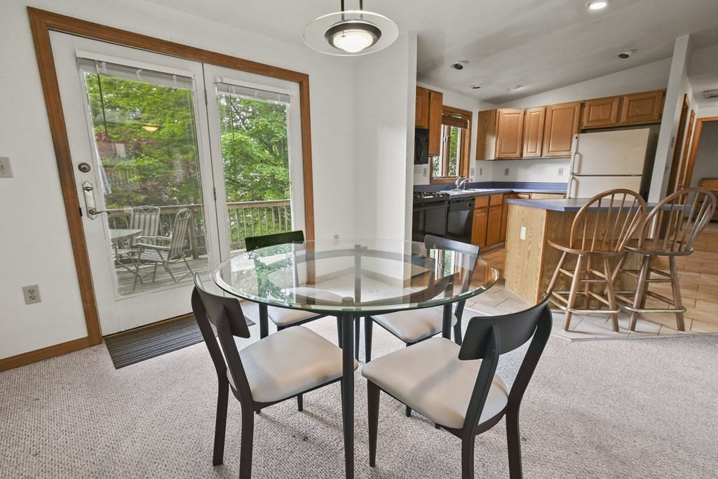 26 Gates Road Worcester, MA 01603 - Photo 10 of 35 Gallery Image 10