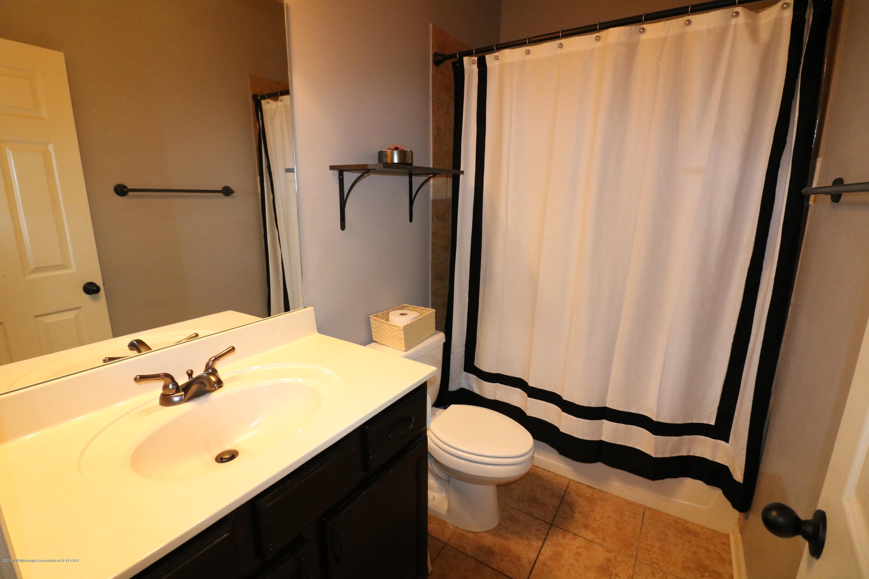4789 Coleman Road Olive Branch, MS 38654 - Photo 16 of 22 IMG_4295