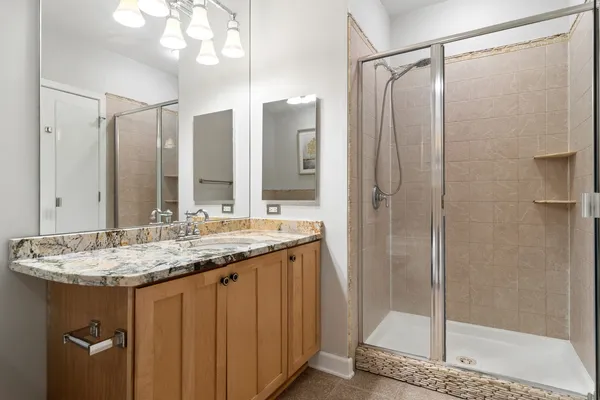 $3,200 | 1322 South Prairie Avenue, Unit 913, Chicago, IL 60605