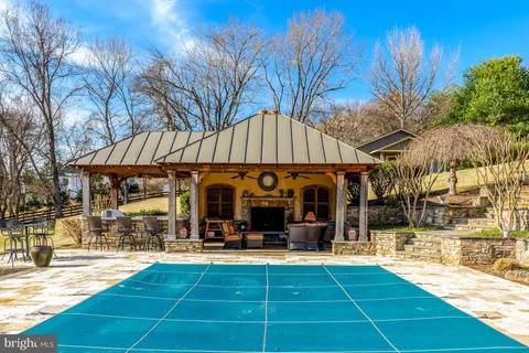 $5,325,000 | 1017 Windswept Drive, Great Falls, VA 22066