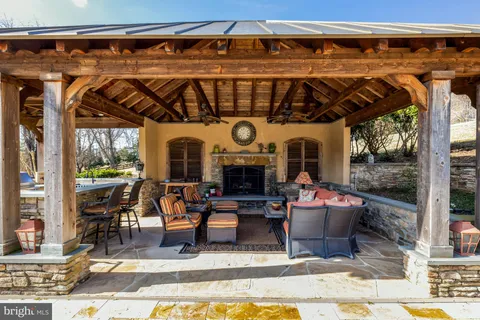 $5,325,000 | 1017 Windswept Drive, Great Falls, VA 22066