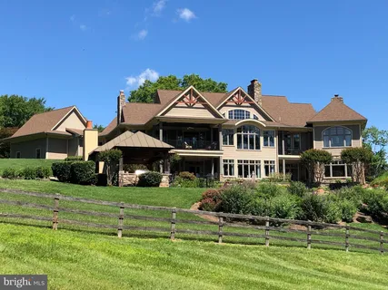 $5,325,000 | 1017 Windswept Drive, Great Falls, VA 22066