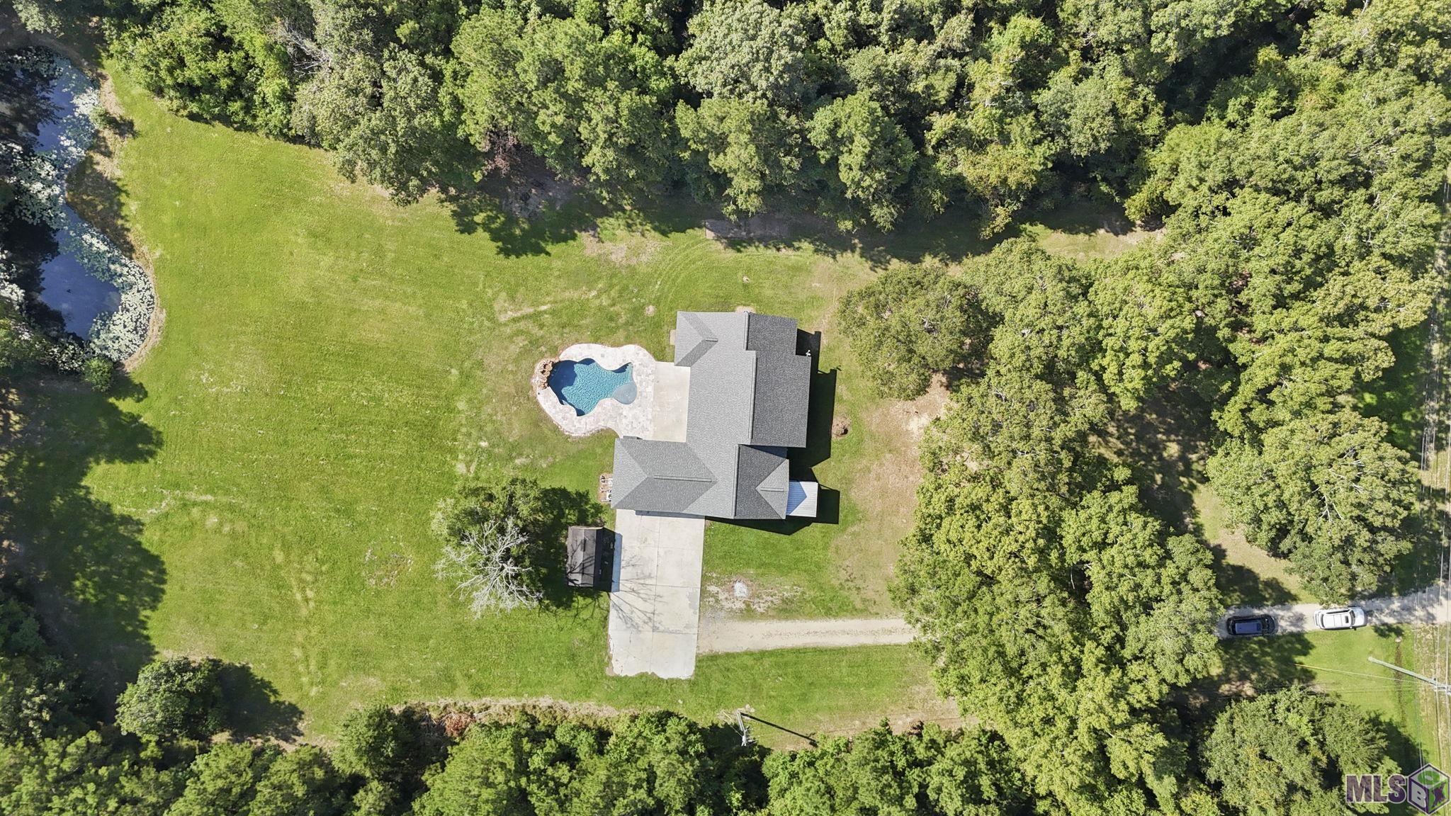 30868 Weiss Road Walker, LA 70785 - Photo 3 of 33