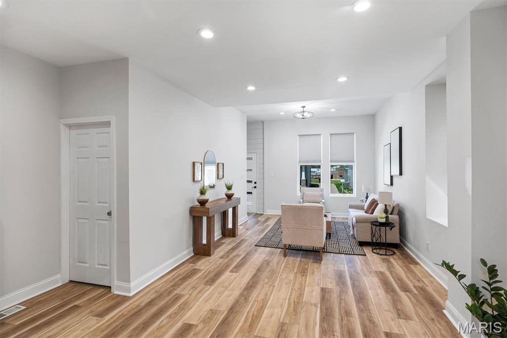2758 Rutger Street St. Louis, MO 63104 - Photo 5 of 34