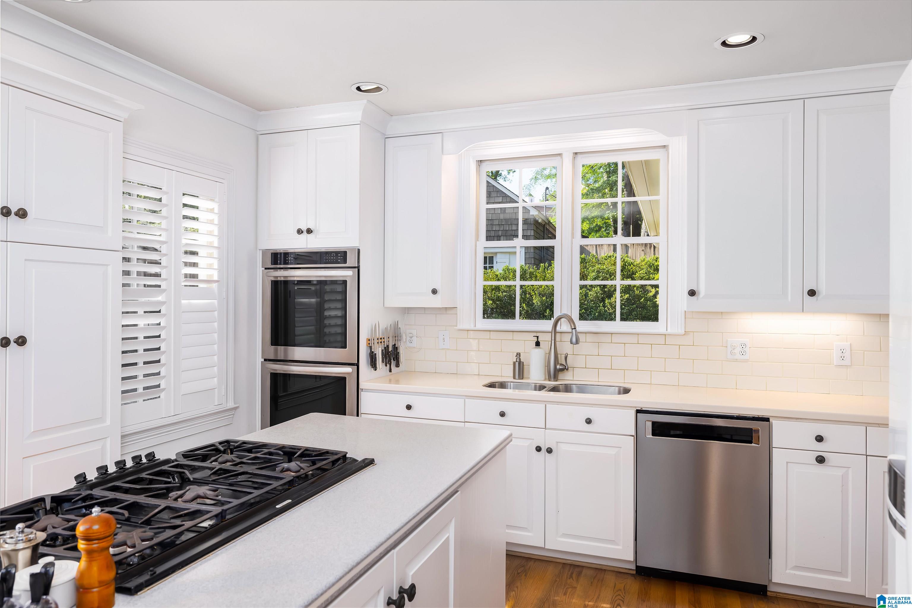 34 Clarendon Road Birmingham, AL 35213 - Photo 12 of 50