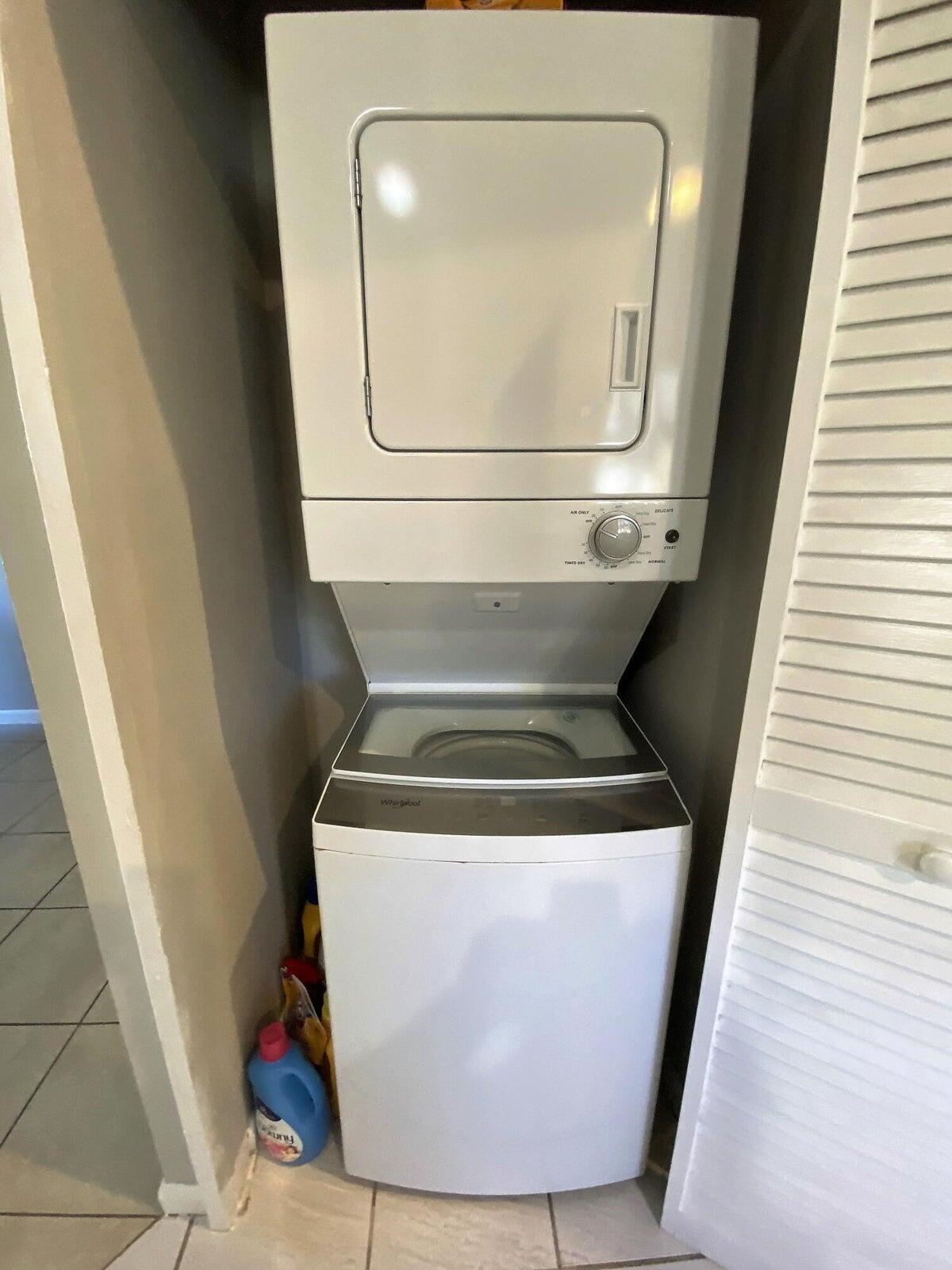 300 Northeast 42nd Street Boca Raton, FL 33431 - Photo 30 of 53 a close view of appliances