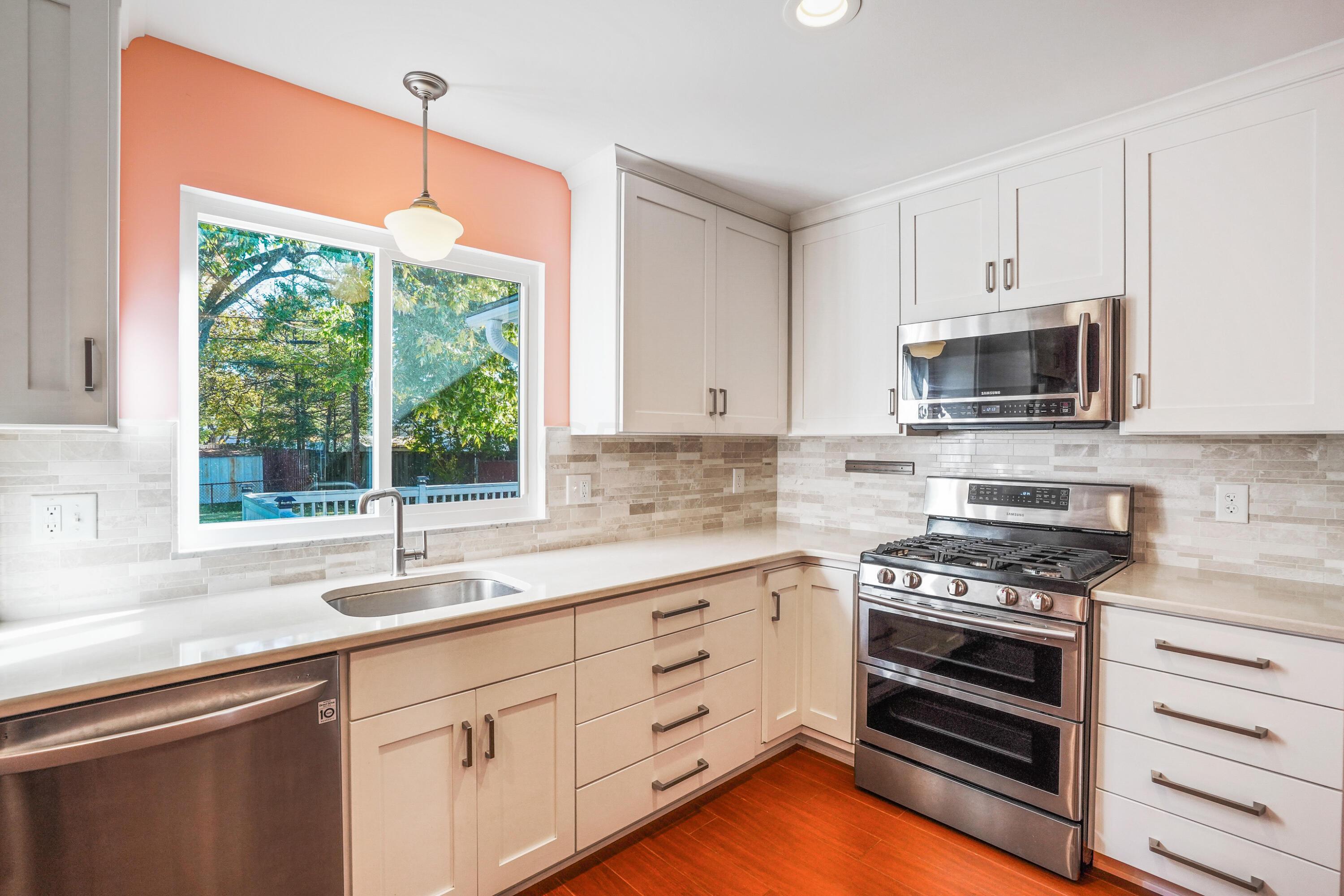 4982 Karl Road Columbus, OH 43229 - Photo 6 of 29 Gallery Image 6
