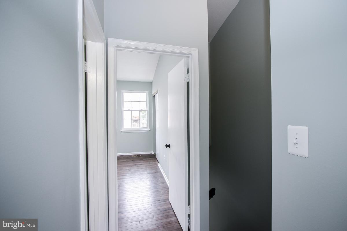 9068 Pickwick Village Terrace Silver Spring, MD 20901 - Photo 18 of 29 Interior (General)