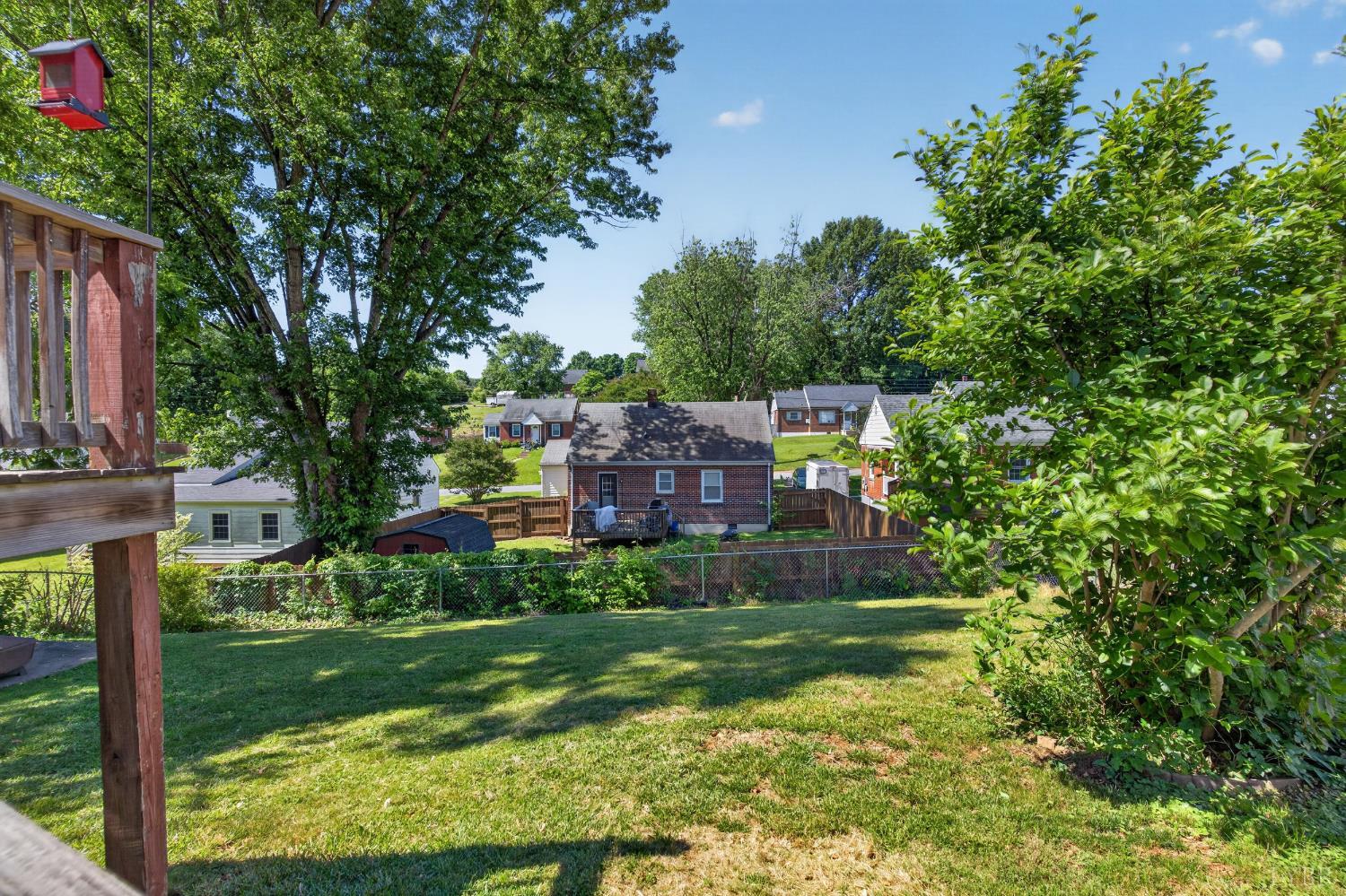 1305 Harding Street Lynchburg, VA 24502 - Photo 29 of 33 a view of yard