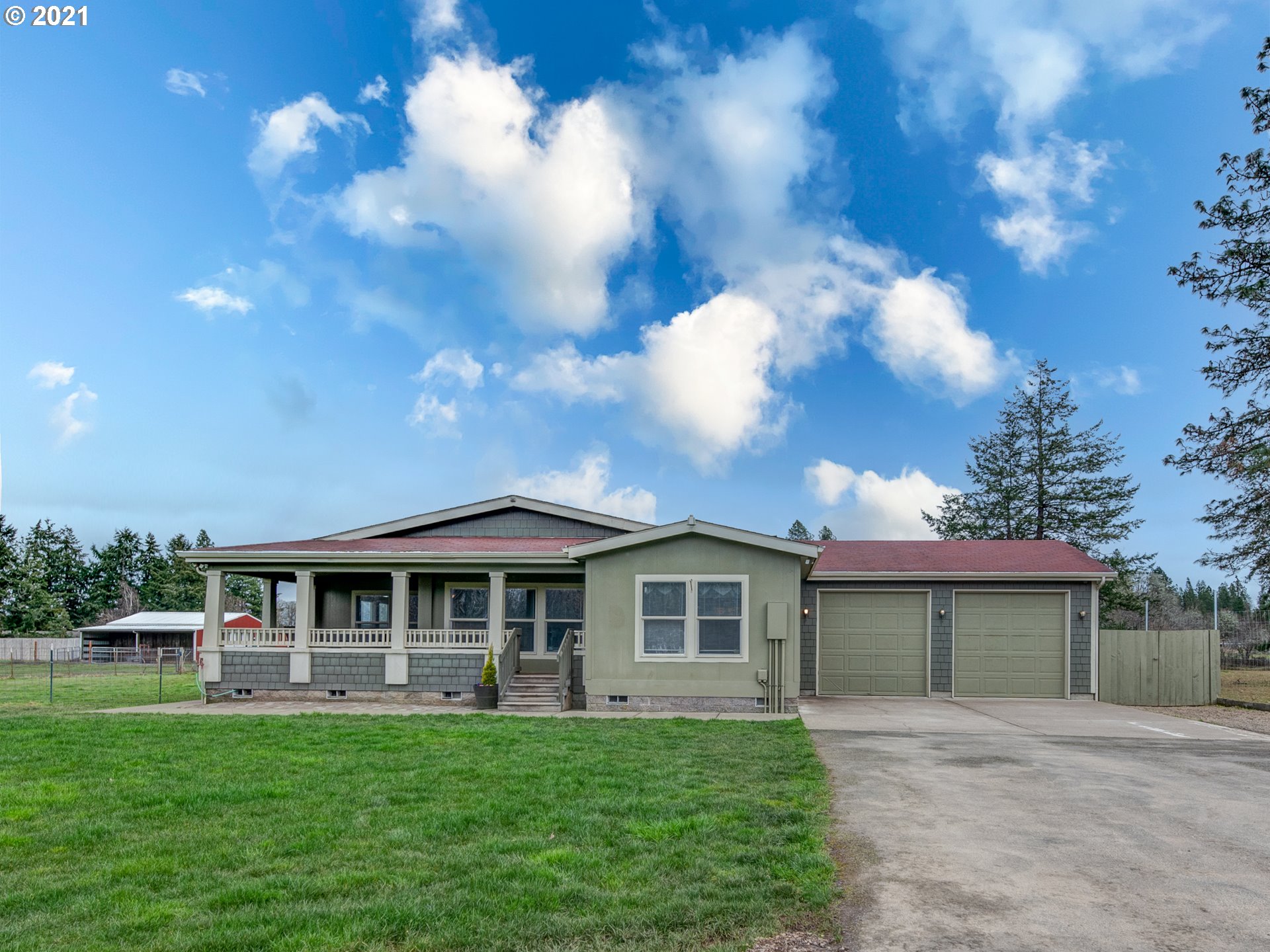 25864 Perkins Road Veneta, OR 97487 - Photo 1 of 32 Gallery Image 1