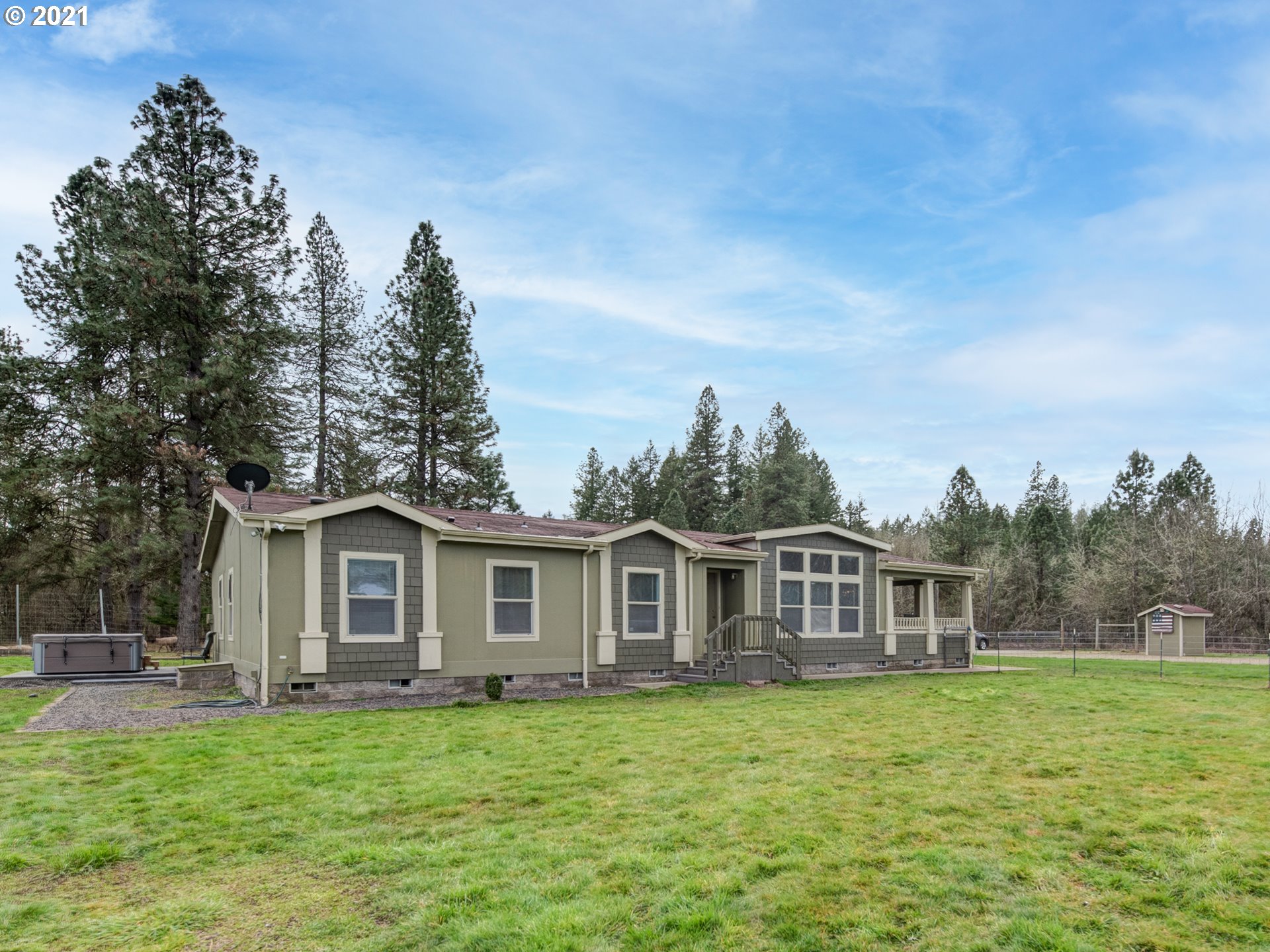 25864 Perkins Road Veneta, OR 97487 - Photo 3 of 32 Gallery Image 3