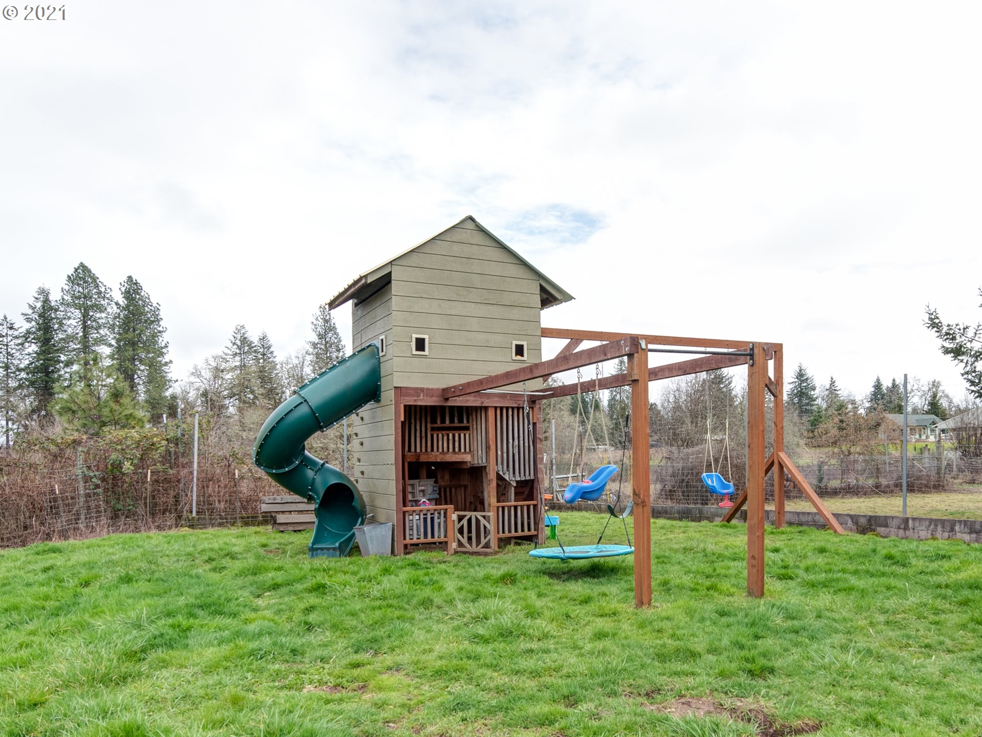 25864 Perkins Road Veneta, OR 97487 - Photo 22 of 32 Gallery Image 22