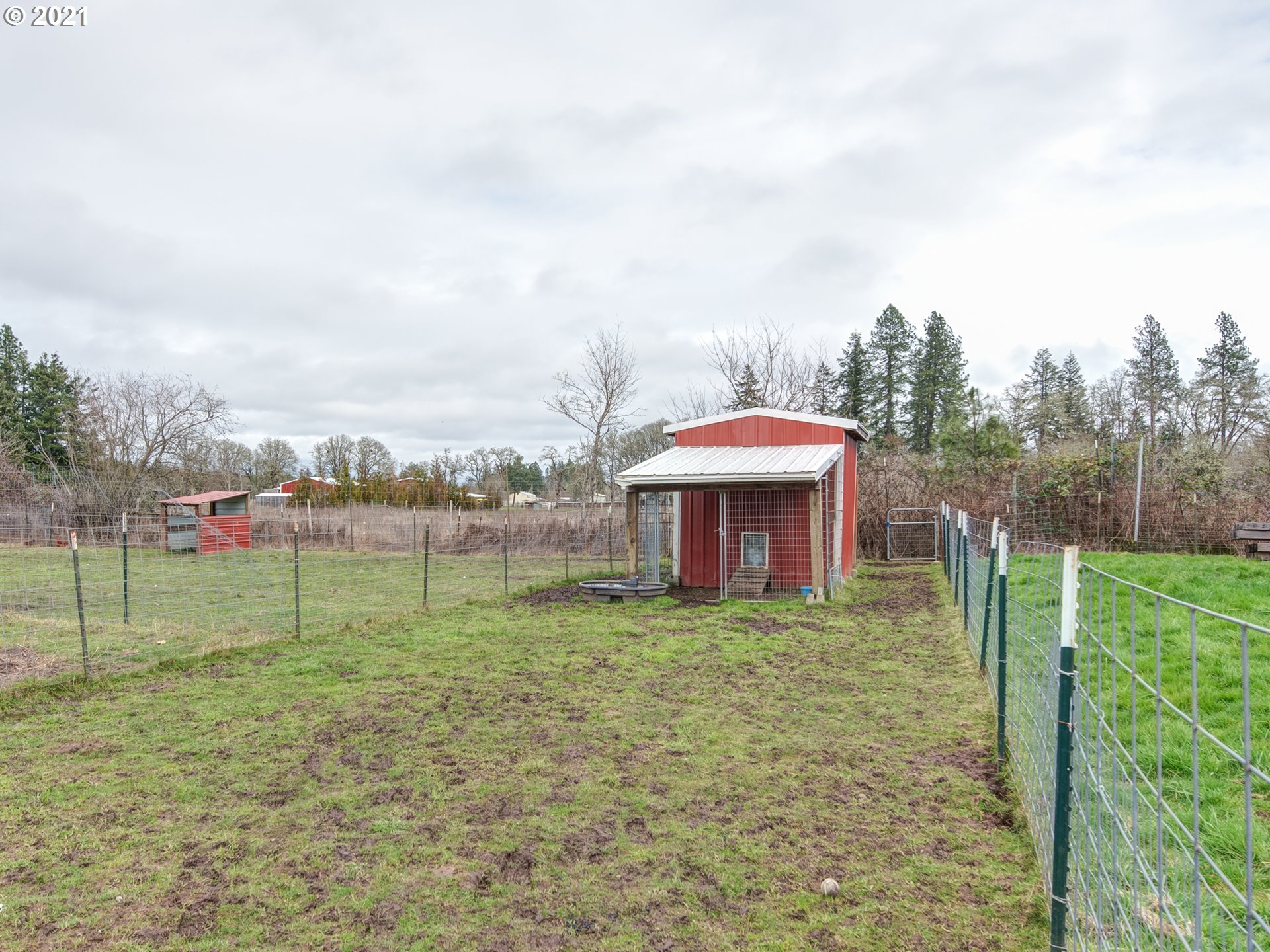 25864 Perkins Road Veneta, OR 97487 - Photo 23 of 32 Gallery Image 23