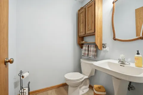 $349,900 | 18328 Country Lane, Lansing, IL 60438