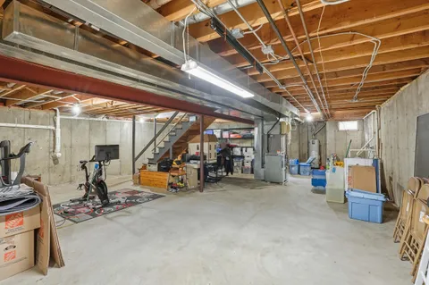 $349,900 | 18328 Country Lane, Lansing, IL 60438