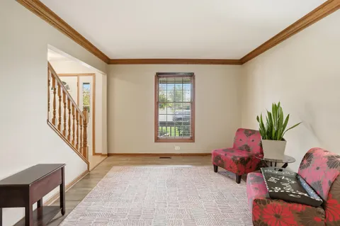 $349,900 | 18328 Country Lane, Lansing, IL 60438