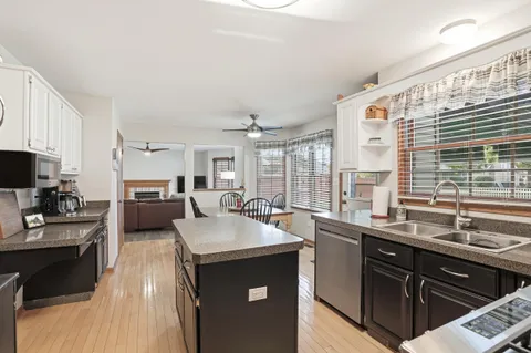 $349,900 | 18328 Country Lane, Lansing, IL 60438